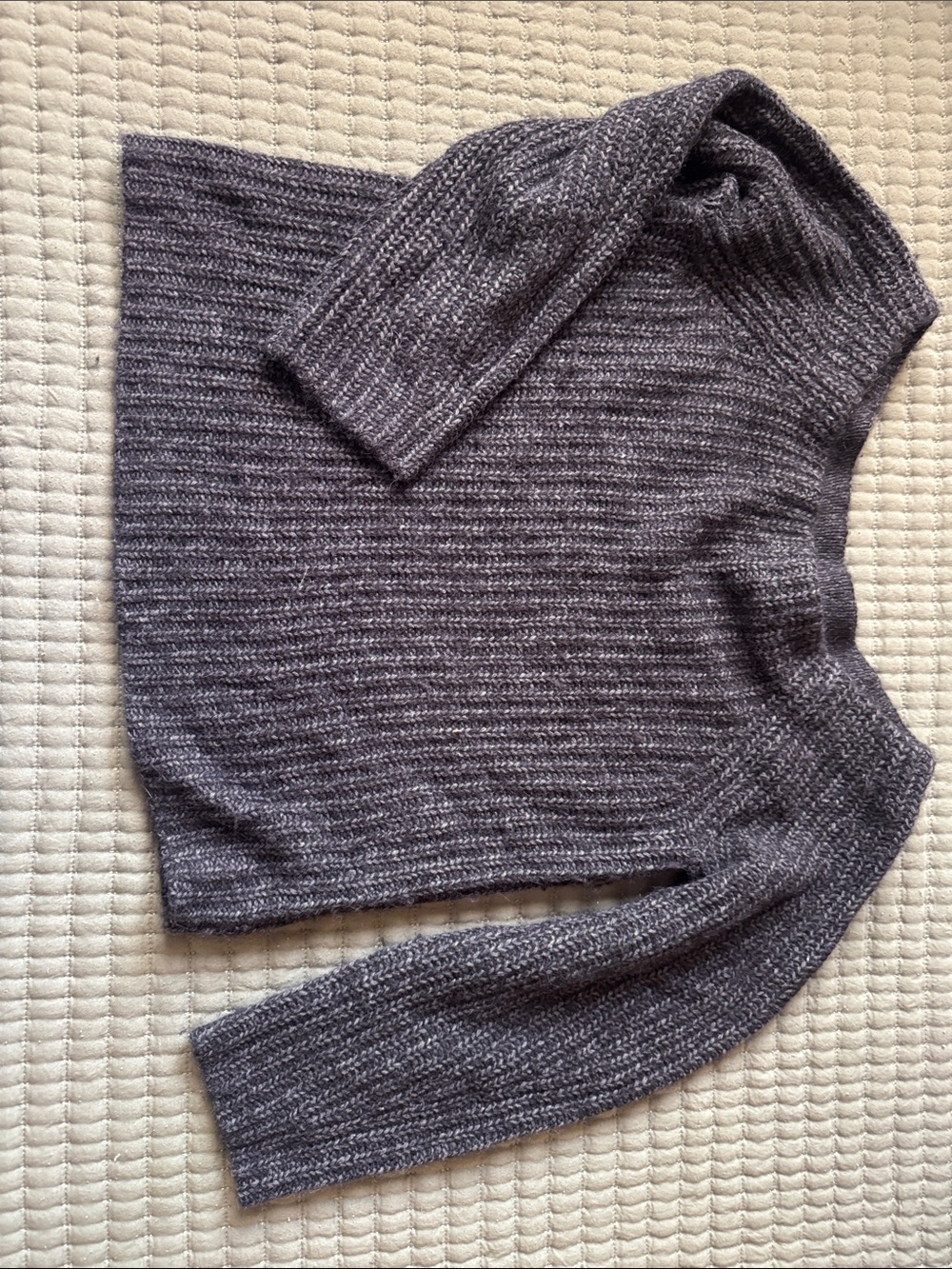 Vince Off-the-Shoulder Ribbed Sweater - Heather Charcoal
